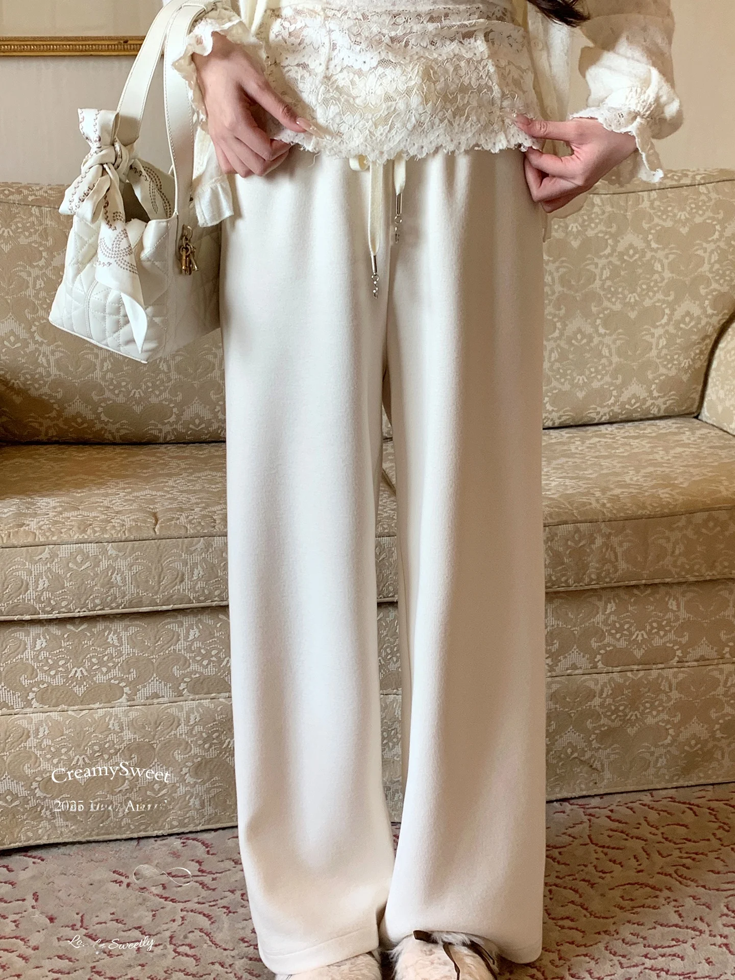 Winter High Waist Wide Leg Woolen Pants Creamy Sweet Casual Trousers Polyester Fiber High Elasticity Straight Cut
Winter High Waist Wide Leg Woolen Pants Creamy Sweet Casual Trousers Polyester Fiber High Elasticity Straight Cut