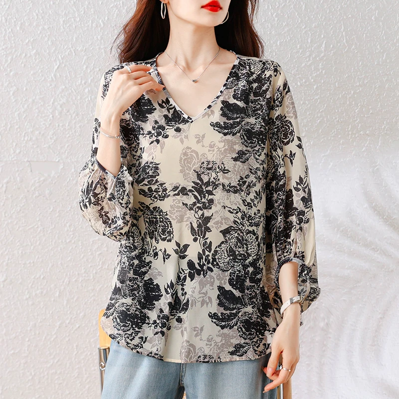 New elegant Women Blouses casual loose ladies shirts Blusas Mujer Long Sleeve Shirts causal Tops
New elegant Women Blouses casual loose ladies shirts Blusas Mujer Long Sleeve Shirts causal Tops