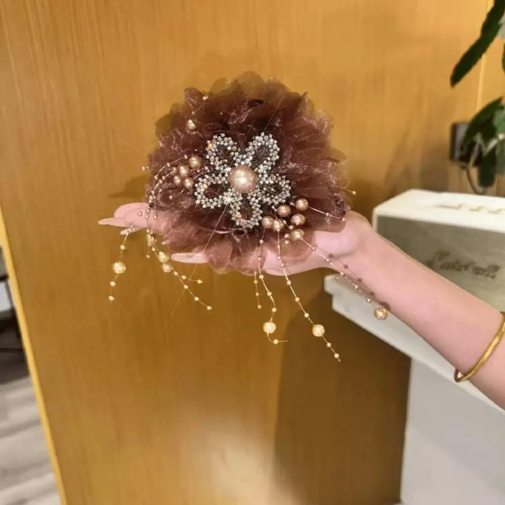 Элегантные заколки-крабы для волос с сетчатым узором под подсолнух, жемчужными кисточками и сверкающими стразами, аксессуары для волос
Элегантные заколки-крабы для волос с сетчатым узором под подсолнух, жемчужными кисточками и сверкающими стразами, аксессуары для волос