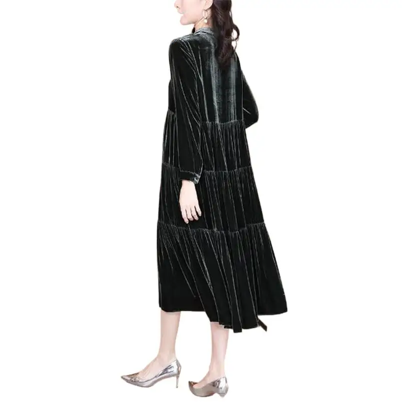 Fall Winter Fashion V-Neck Pleated Ruffle Dress Female Elegant Solid Velvet Full Sleeve Long Dress Women Party Vintage Vestidos
Fall Winter Fashion V-Neck Pleated Ruffle Dress Female Elegant Solid Velvet Full Sleeve Long Dress Women Party Vintage Vestidos