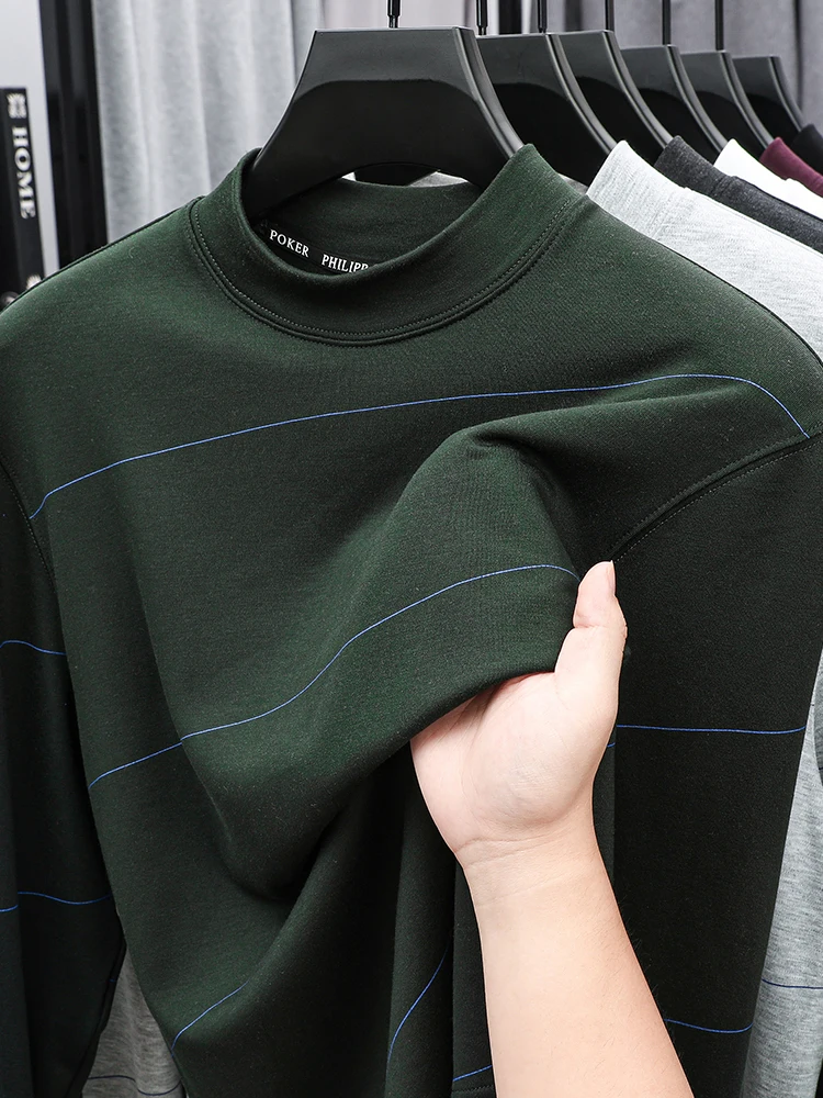 Light Luxury Brand Minimalist Men's 2025 Winter Embroidery Brushed Semi High Neck Long Sleeved Base Shirt for Warmth
Light Luxury Brand Minimalist Men's 2025 Winter Embroidery Brushed Semi High Neck Long Sleeved Base Shirt for Warmth