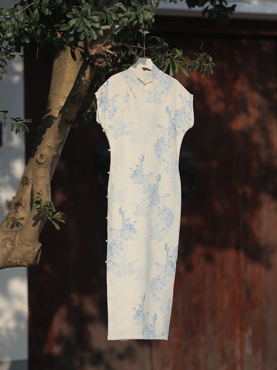 Retro Young Sle Coverage Meat Spring Daily Wear Floral Pattern Low Slit ort Sve Long Qipao for Young Girls
Retro Young Sle Coverage Meat Spring Daily Wear Floral Pattern Low Slit ort Sve Long Qipao for Young Girls