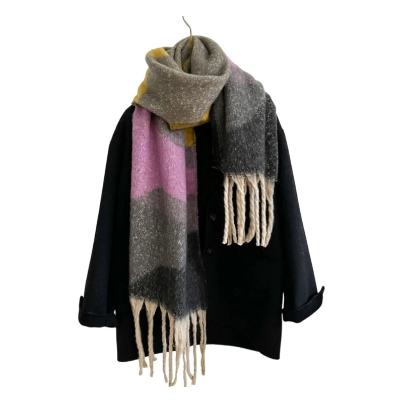 Warm Fringed Shawl Women's Winter Thick Scarf Stylish Patchwork Design
Warm Fringed Shawl Women's Winter Thick Scarf Stylish Patchwork Design