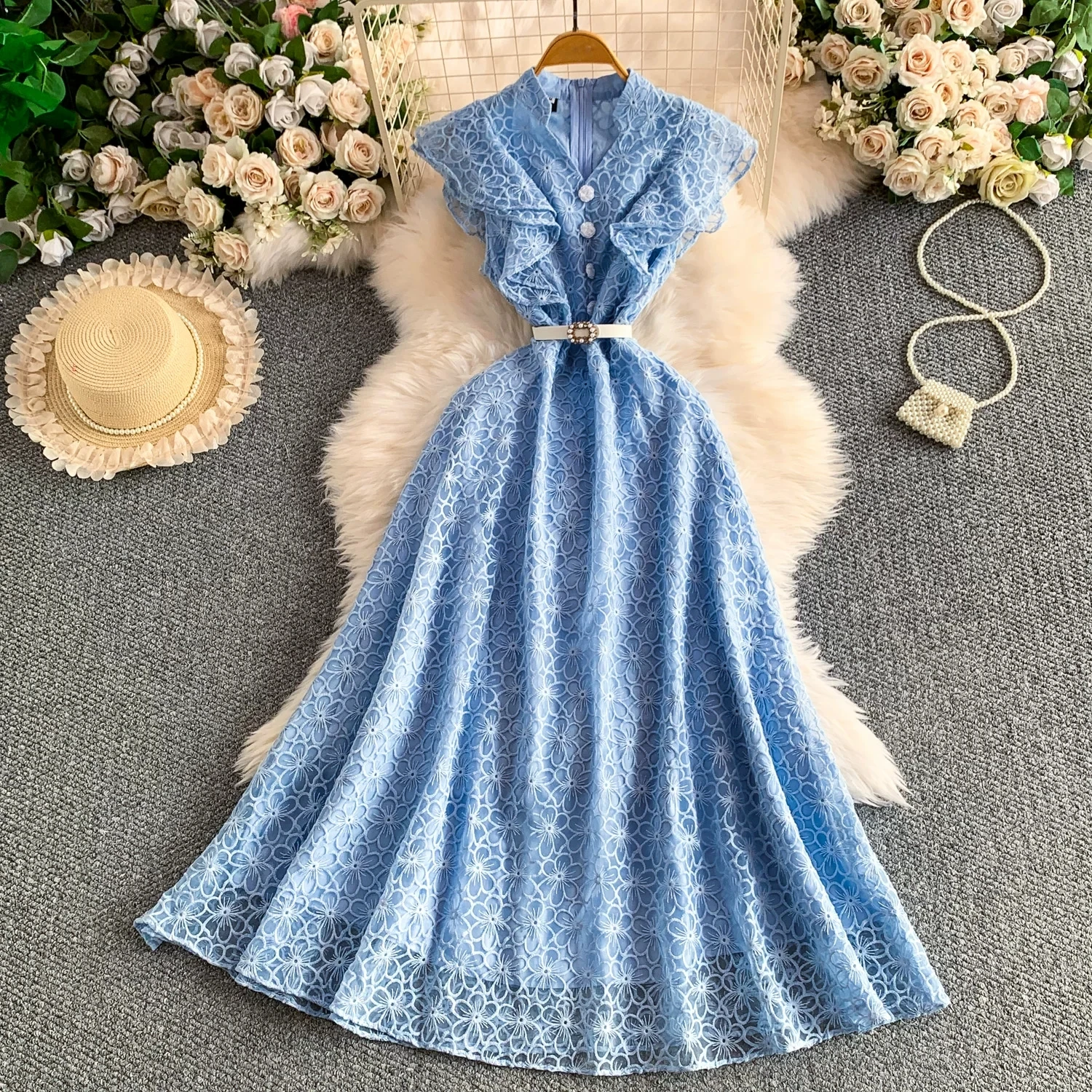 Elegant V Neck Ruffle Cap Sleeve Lace Maxi Dress Women Hollow Out Floral Lace A Line Long Dress Wedding Guest Party Formal Dress
Elegant V Neck Ruffle Cap Sleeve Lace Maxi Dress Women Hollow Out Floral Lace A Line Long Dress Wedding Guest Party Formal Dress
