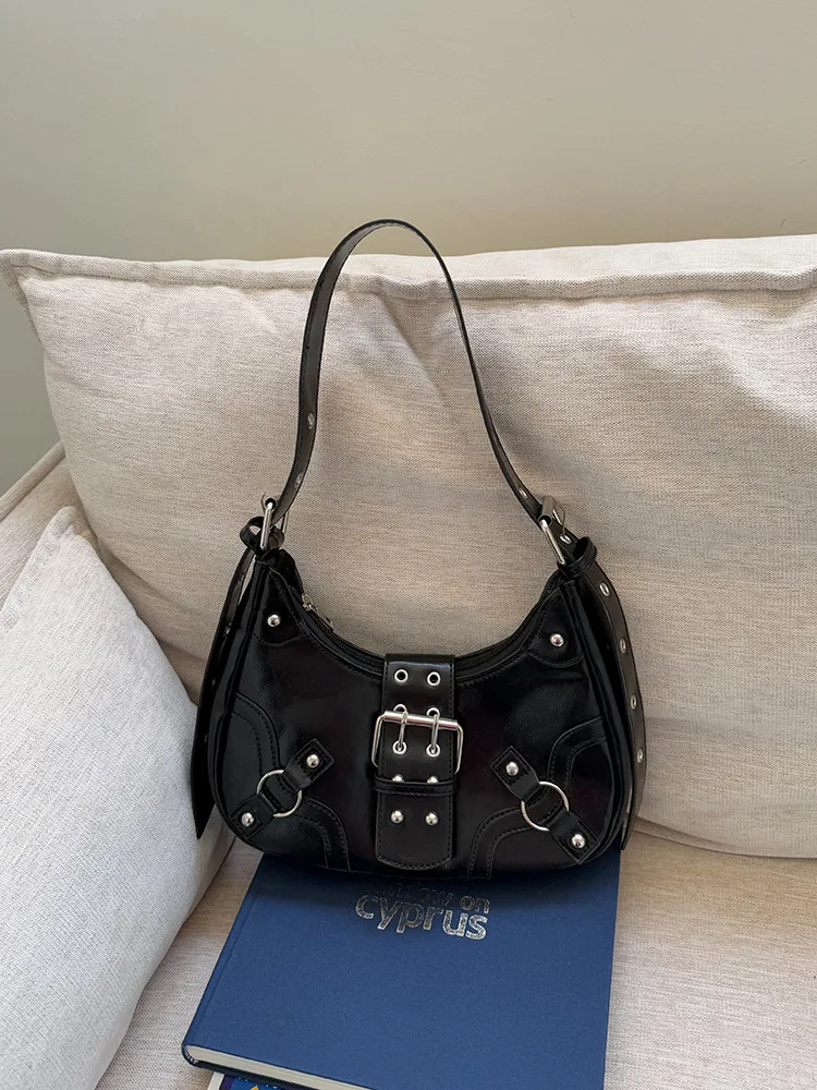 CGCBAG Элитная брендовая женская сумка в стиле Y2K с заклепками и полумесяцем, простая дизайнерская женская сумка из искусственной кожи для поездок на работу
CGCBAG Элитная брендовая женская сумка в стиле Y2K с заклепками и полумесяцем, простая дизайнерская женская сумка из искусственной кожи для поездок на работу