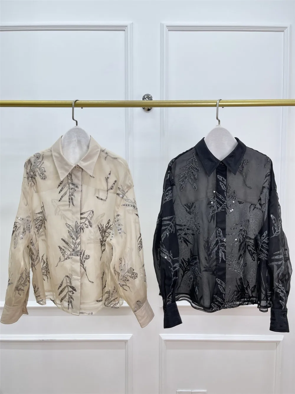 25 Spring Summer Women's Silk Long-Sleeved Shirt POLO collar Embroidered Sequined Blouse Tops
25 Spring Summer Women's Silk Long-Sleeved Shirt POLO collar Embroidered Sequined Blouse Tops