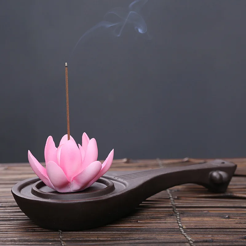 Pipa Design Handicraft White Incense Stick Holder Home Office Tea House Desktop Decorate Ceramic Censer
Pipa Design Handicraft White Incense Stick Holder Home Office Tea House Desktop Decorate Ceramic Censer