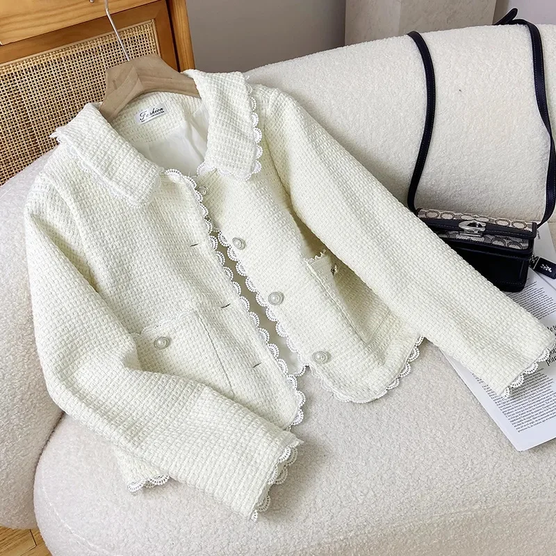 Small Fragrance Short Coat Women Autumn Winter New French Lapel Jacket Joker Ladies Wind Pearl Buckle Female Trend Outerwear Top
Small Fragrance Short Coat Women Autumn Winter New French Lapel Jacket Joker Ladies Wind Pearl Buckle Female Trend Outerwear Top