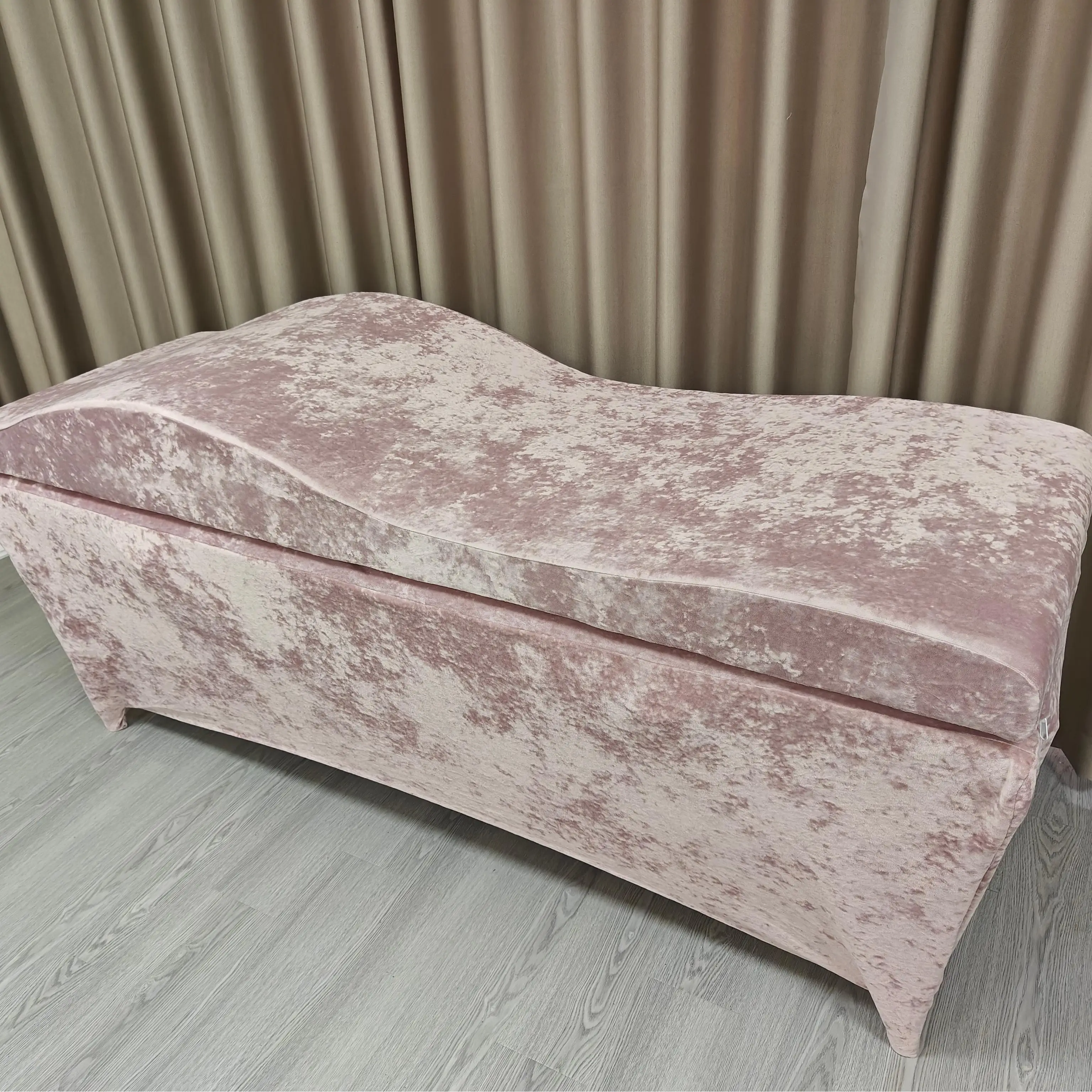 High-density Memory Foam Wave Bending Facial Massage Bed Mattress Eyelash Bed Soft Tools
High-density Memory Foam Wave Bending Facial Massage Bed Mattress Eyelash Bed Soft Tools
