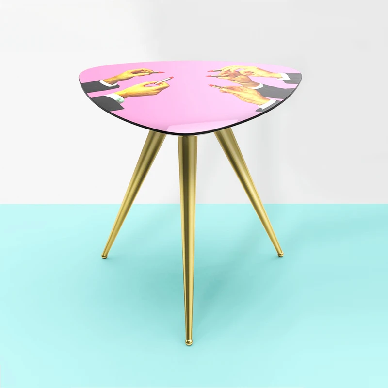 Small coffee table, living room, Toiletpaper, water droplet edge table, modern, simple, light luxury small
Small coffee table, living room, Toiletpaper, water droplet edge table, modern, simple, light luxury small
