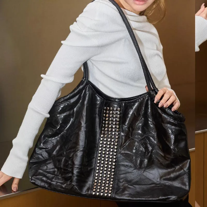 Новая сумка большой емкости из искусственной кожи с модным дизайном, плиссированная сумка через плечо на одно плечо, мотоциклетная сумка-тоут
Новая сумка большой емкости из искусственной кожи с модным дизайном, плиссированная сумка через плечо на одно плечо, мотоциклетная сумка-тоут