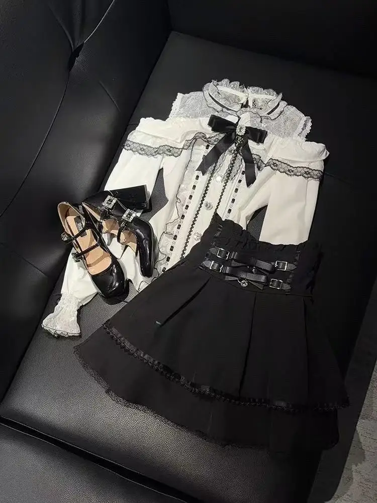 Japanese Style Sweet Lolita Short Skirt Women Y2k Streetwear Black High Waist Slim Skirts Harajuku Fashion Design Clothing 2025
Japanese Style Sweet Lolita Short Skirt Women Y2k Streetwear Black High Waist Slim Skirts Harajuku Fashion Design Clothing 2025