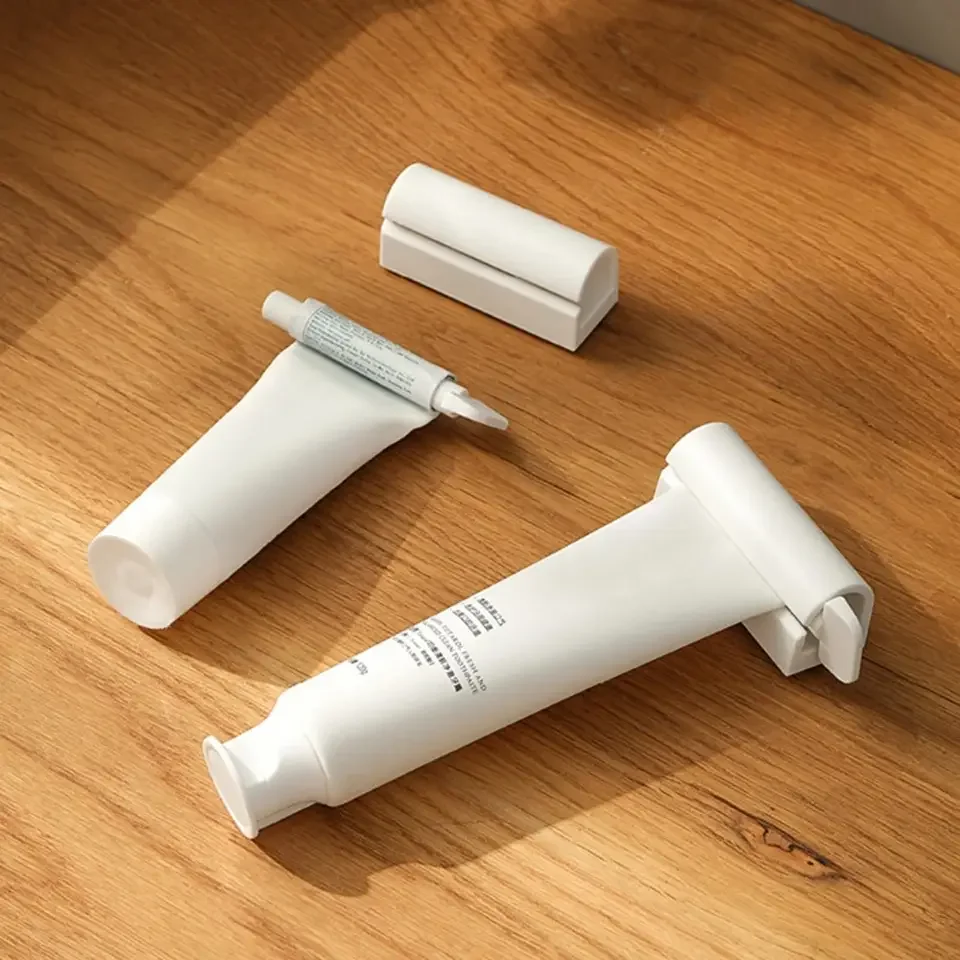 1Pcs New Manual Toothpaste Squeezer with Magnetic Holder — For Home Use (Toothpaste, Facial Cleanser, Hand Cream)
1Pcs New Manual Toothpaste Squeezer with Magnetic Holder — For Home Use (Toothpaste, Facial Cleanser, Hand Cream)