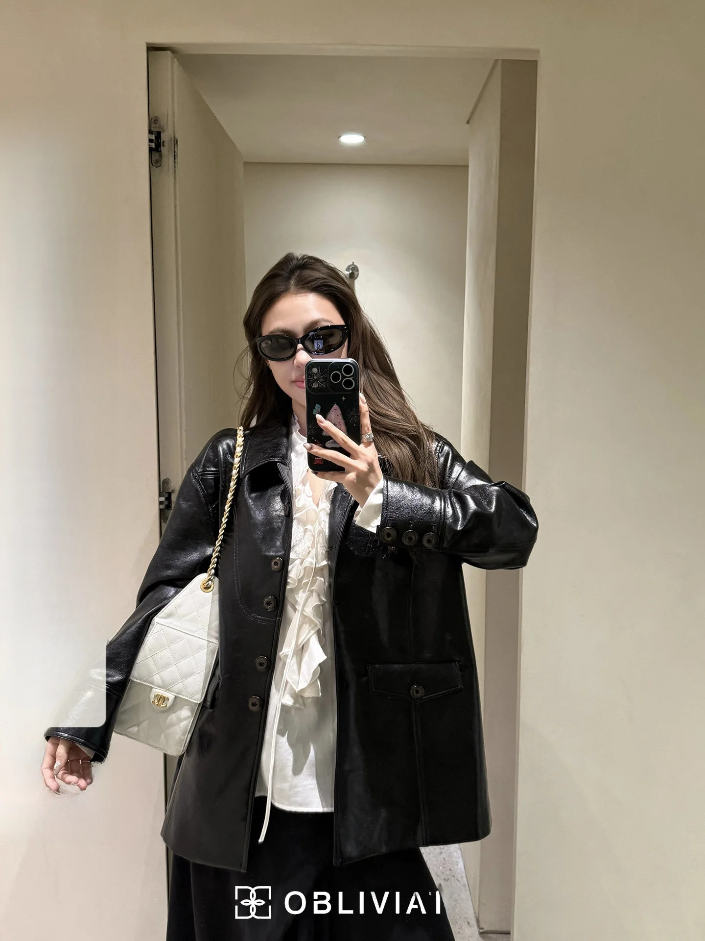 Obliviate Women's Black Leather Jacket Good Quality Oil Wax Long Sleeve Collar Casual Style Winter Outerwear
Obliviate Women's Black Leather Jacket Good Quality Oil Wax Long Sleeve Collar Casual Style Winter Outerwear
