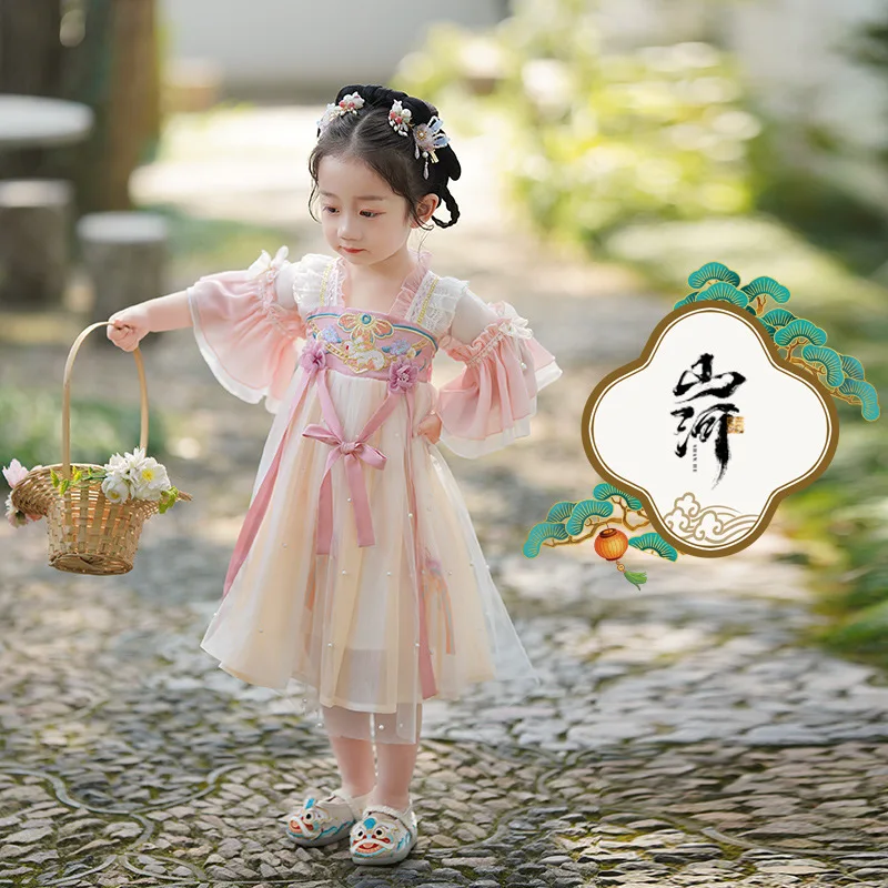 Girls' Hanfu 2023 Summer New Confucian Dress Embroidered Ancient Tang Super Immortal Baby Short Sleeve Longuette Chinese Style
Girls' Hanfu 2023 Summer New Confucian Dress Embroidered Ancient Tang Super Immortal Baby Short Sleeve Longuette Chinese Style