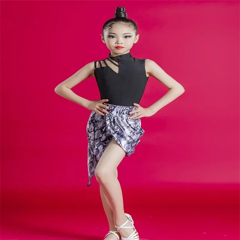 Kids Dresses for Girls Latin Dance Dress Short Sleeve Ballroom Competition Practice Solid Tango Stage Performance Costumes
Kids Dresses for Girls Latin Dance Dress Short Sleeve Ballroom Competition Practice Solid Tango Stage Performance Costumes
