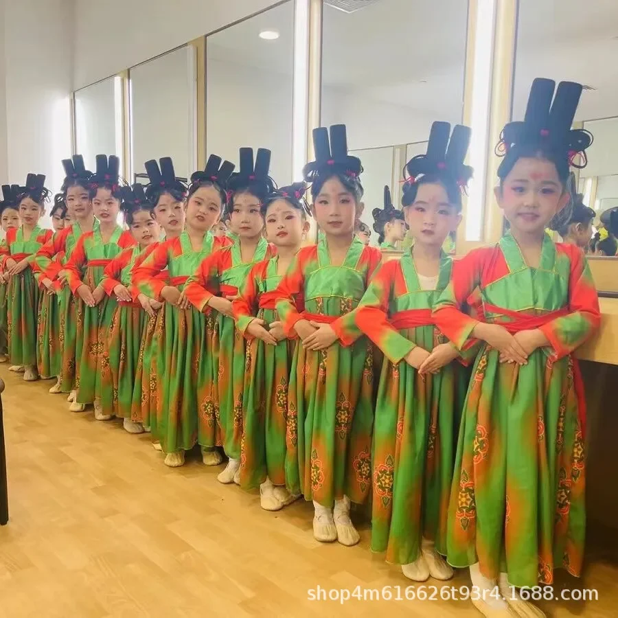 Tang Palace Night Banquet Children's Performance Clothes Performance Clothes Holding Mirrors Terracotta Warriors Skirt Girls Han
Tang Palace Night Banquet Children's Performance Clothes Performance Clothes Holding Mirrors Terracotta Warriors Skirt Girls Han