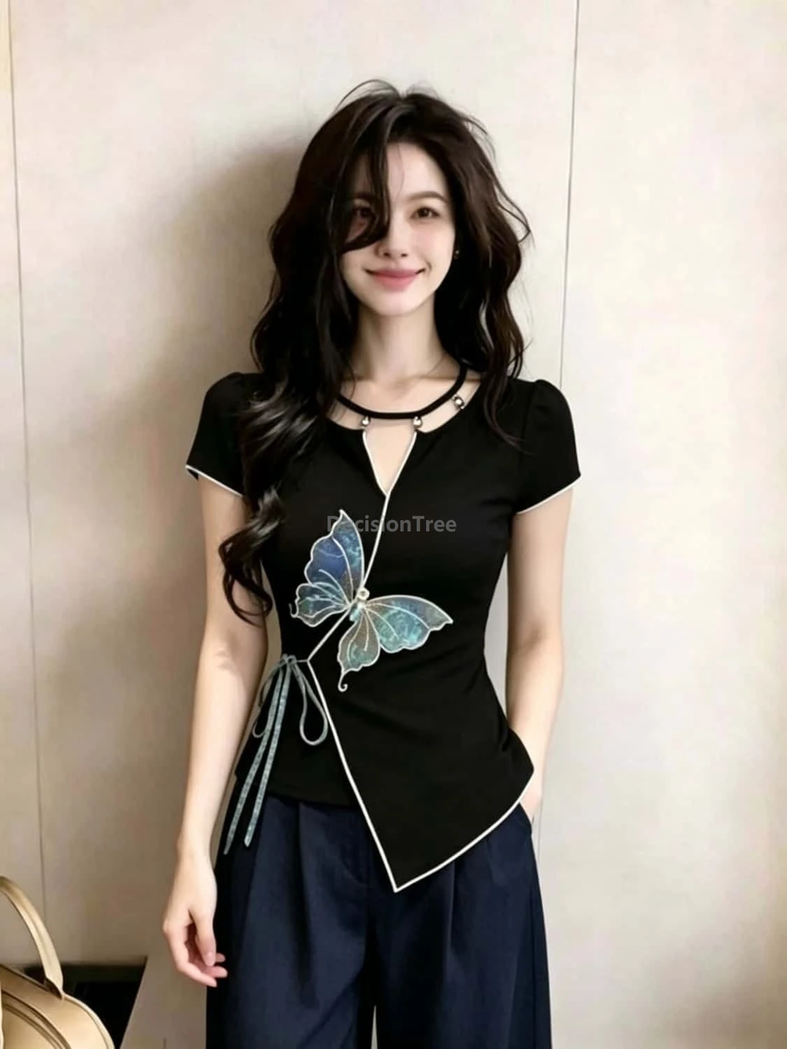 New Chinese Style Butterfly Embroidery Short Sleeve Top Daily Women Summer Slim Shirt Black Lacing Style Office Lady Top
New Chinese Style Butterfly Embroidery Short Sleeve Top Daily Women Summer Slim Shirt Black Lacing Style Office Lady Top