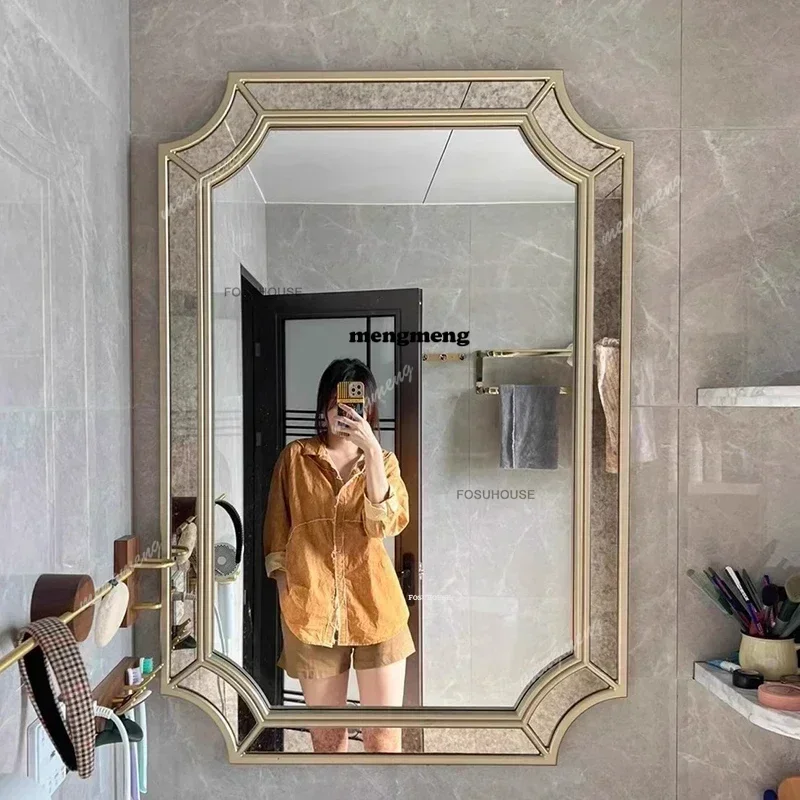 Nordic Decorative Bath Mirrors Home Toilet Wall-mounted Anti-fog Mirror LED Light Bathroom Mirror European Retro Vanity Mirror L
Nordic Decorative Bath Mirrors Home Toilet Wall-mounted Anti-fog Mirror LED Light Bathroom Mirror European Retro Vanity Mirror L