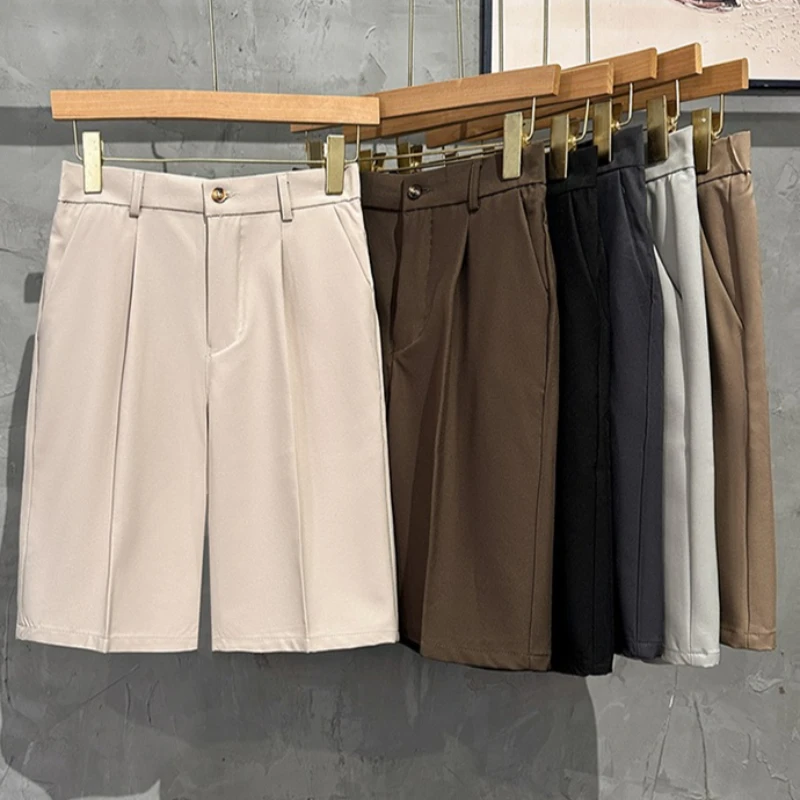 Formal Dress Shorts Men Front Pleated Shorts Casual Bermuda Work Wear Suit Shorts Korean Fashion Knee Length Pants for Summer
Formal Dress Shorts Men Front Pleated Shorts Casual Bermuda Work Wear Suit Shorts Korean Fashion Knee Length Pants for Summer