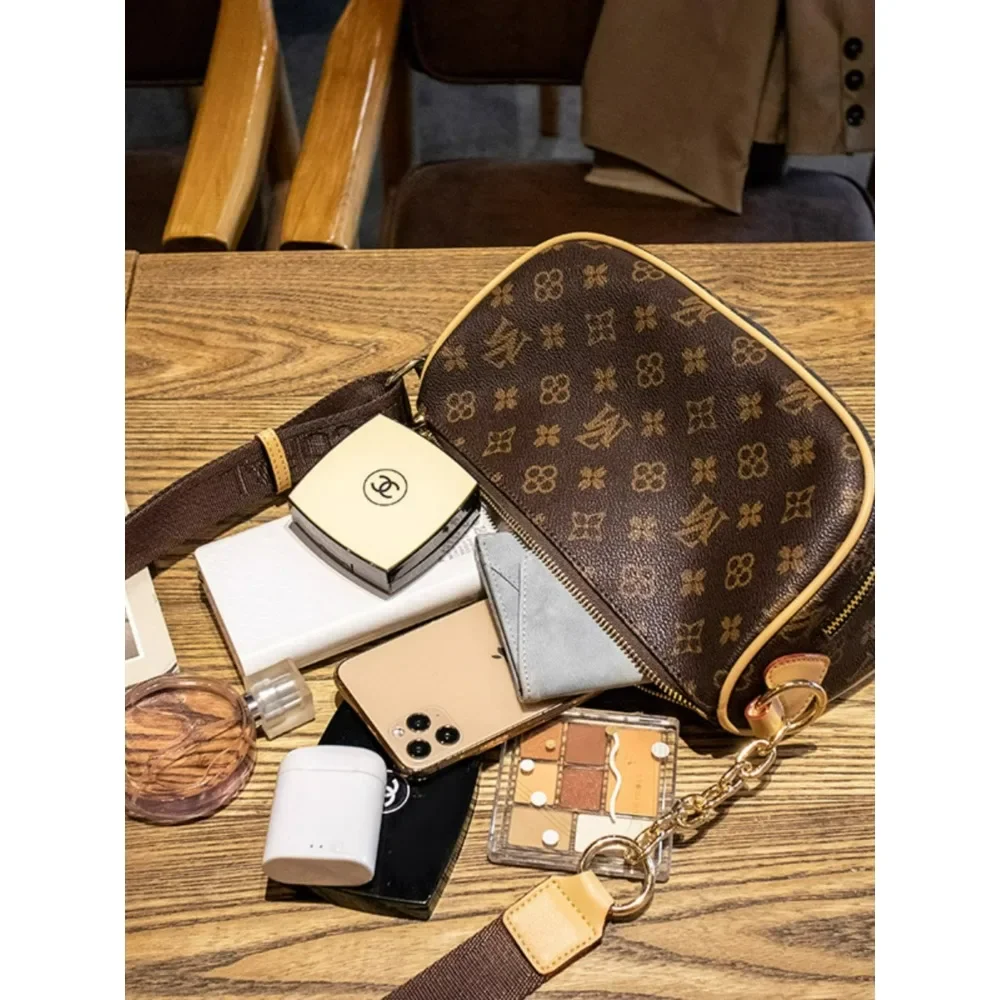 Luxury Women Clutch Bags Designer Crossbody Shoulder Purses Handbag Women Clutch Travel Tote Bag Designer Luxury Bags Purse
Luxury Women Clutch Bags Designer Crossbody Shoulder Purses Handbag Women Clutch Travel Tote Bag Designer Luxury Bags Purse