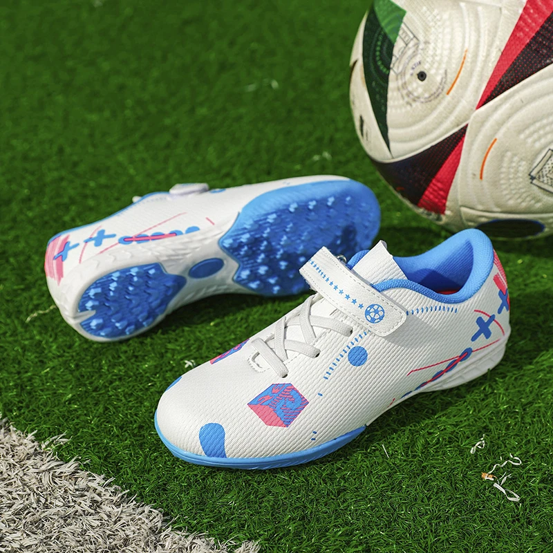 2025 Boys And Girls Football Shoes Hook And Loop Grass Football Shoes Childrens Anti slip Five-a-Side Football Boots Wandyline
2025 Boys And Girls Football Shoes Hook And Loop Grass Football Shoes Childrens Anti slip Five-a-Side Football Boots Wandyline