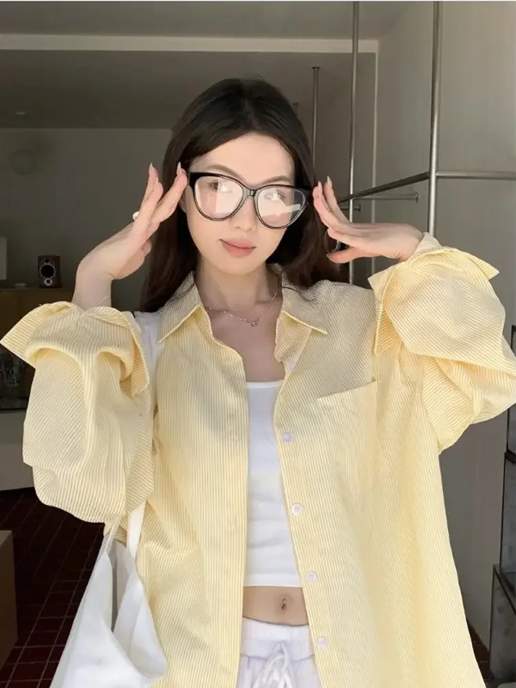 Корейская серия Ins Wear, рубашки в полоску, женские летние тонкие дизайнерские повседневные свободные рубашки, солнцезащитная верхняя одежда, топ JJ81
Корейская серия Ins Wear, рубашки в полоску, женские летние тонкие дизайнерские повседневные свободные рубашки, солнцезащитная верхняя одежда, топ JJ81