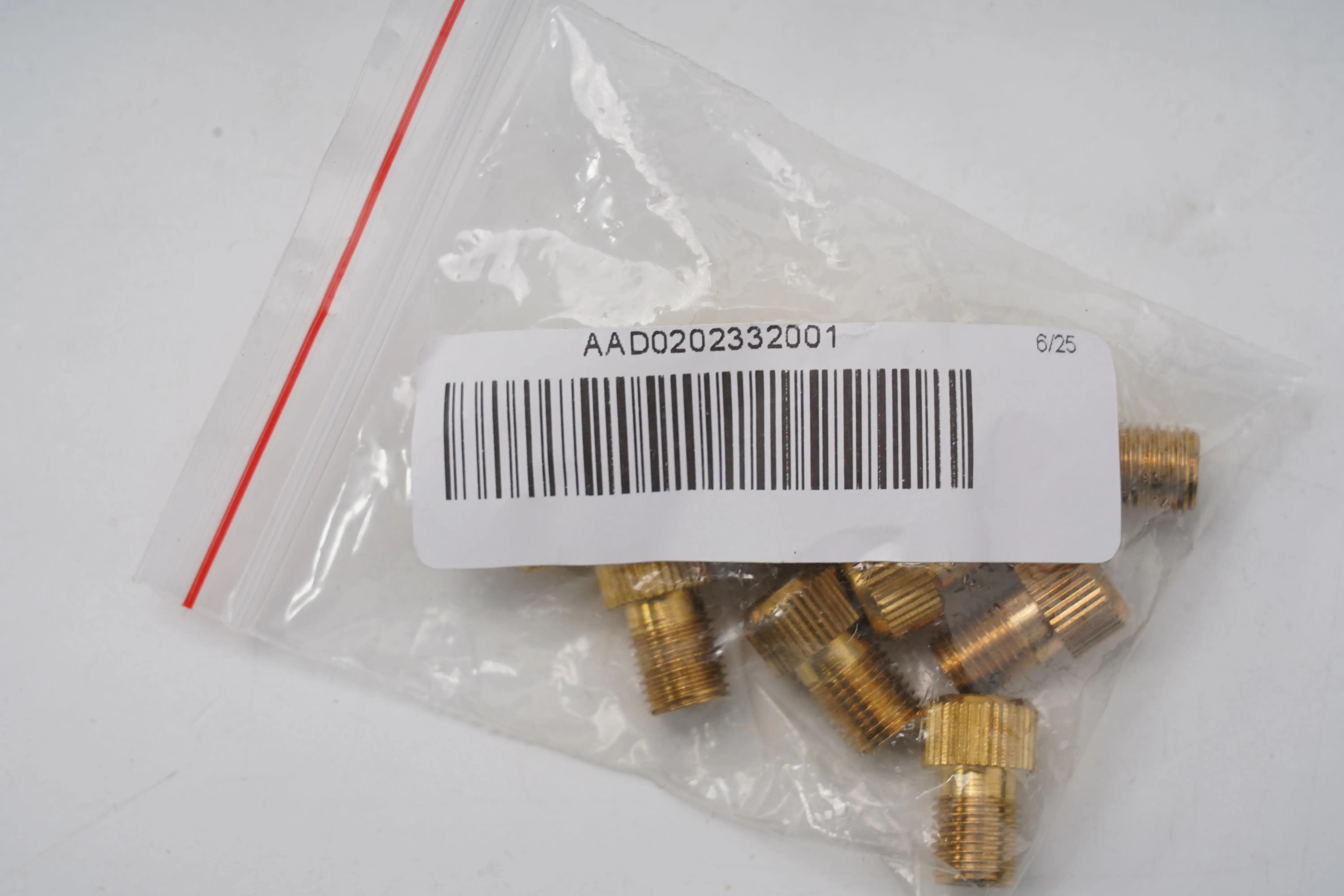 Adapter Conversion Head With Rubber Ring For Bike Tire Tube Presta To-Schrader Converter Cycling Parts Road Bike
Adapter Conversion Head With Rubber Ring For Bike Tire Tube Presta To-Schrader Converter Cycling Parts Road Bike