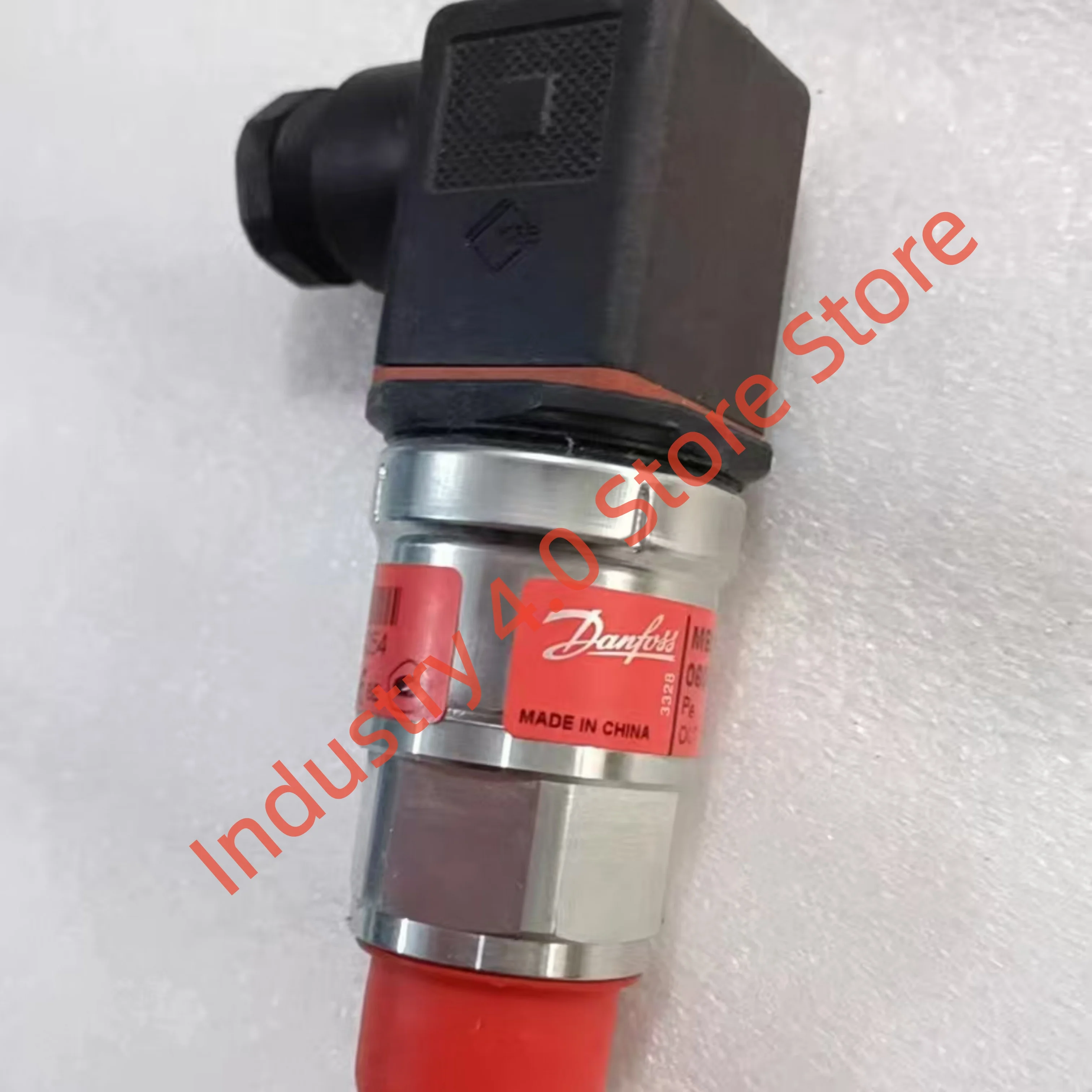 Датчик давления 060G5565 MBS3350, 060G5684 MBS3350, новый 060G5685 MBS3350, оригинал
Датчик давления 060G5565 MBS3350, 060G5684 MBS3350, новый 060G5685 MBS3350, оригинал