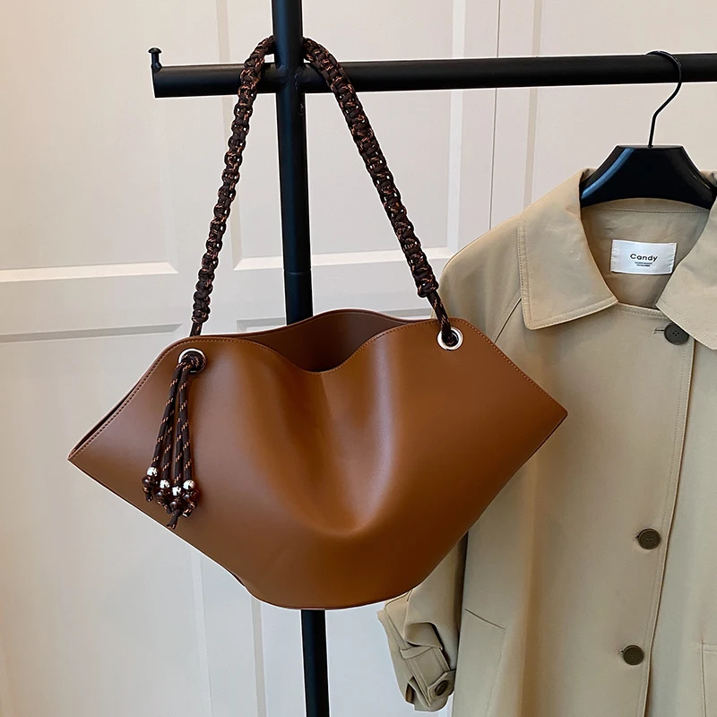 2 Sets Luxury Designer Large Capacity Tote Handbag for Women 2025 Trends Brand Designer Shopper Shoulder Shopping Bag Sac A Main 
2 Sets Luxury Designer Large Capacity Tote Handbag for Women 2025 Trends Brand Designer Shopper Shoulder Shopping Bag Sac A Main