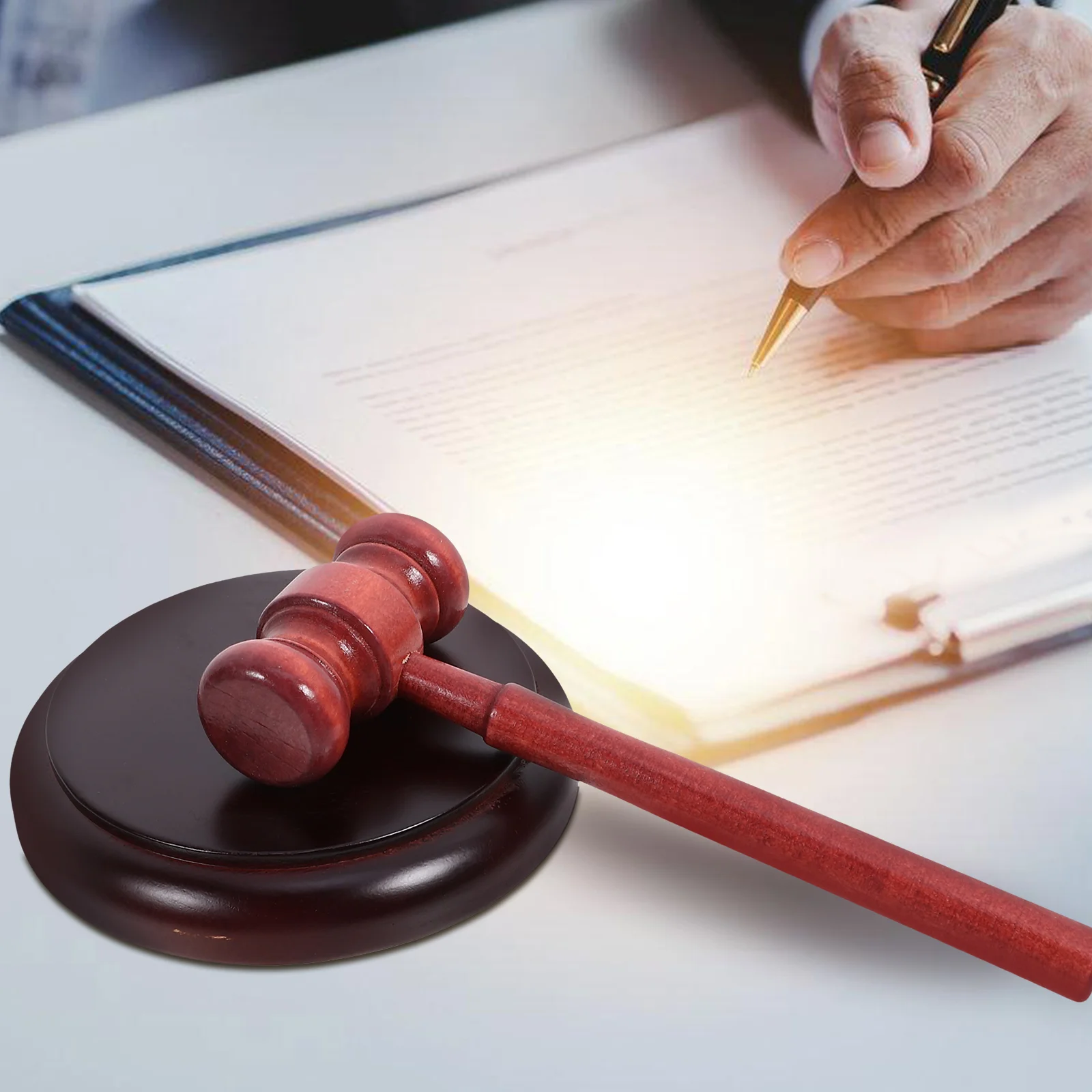 1Set Wooden Auction Hammer Judge Gavel with Base Solid Wood Vintage Style Comfortable Grip for Lawyer Court Judge Gavel Prop
1Set Wooden Auction Hammer Judge Gavel with Base Solid Wood Vintage Style Comfortable Grip for Lawyer Court Judge Gavel Prop