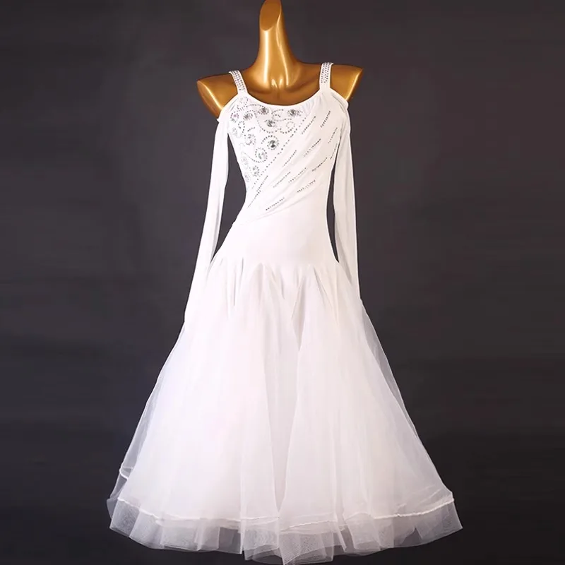 White Modern Dance Dress Waltz Show Competition Dress Square Dance Ballroom Dance National Ballroom Dance Lmitation Diamon
White Modern Dance Dress Waltz Show Competition Dress Square Dance Ballroom Dance National Ballroom Dance Lmitation Diamon