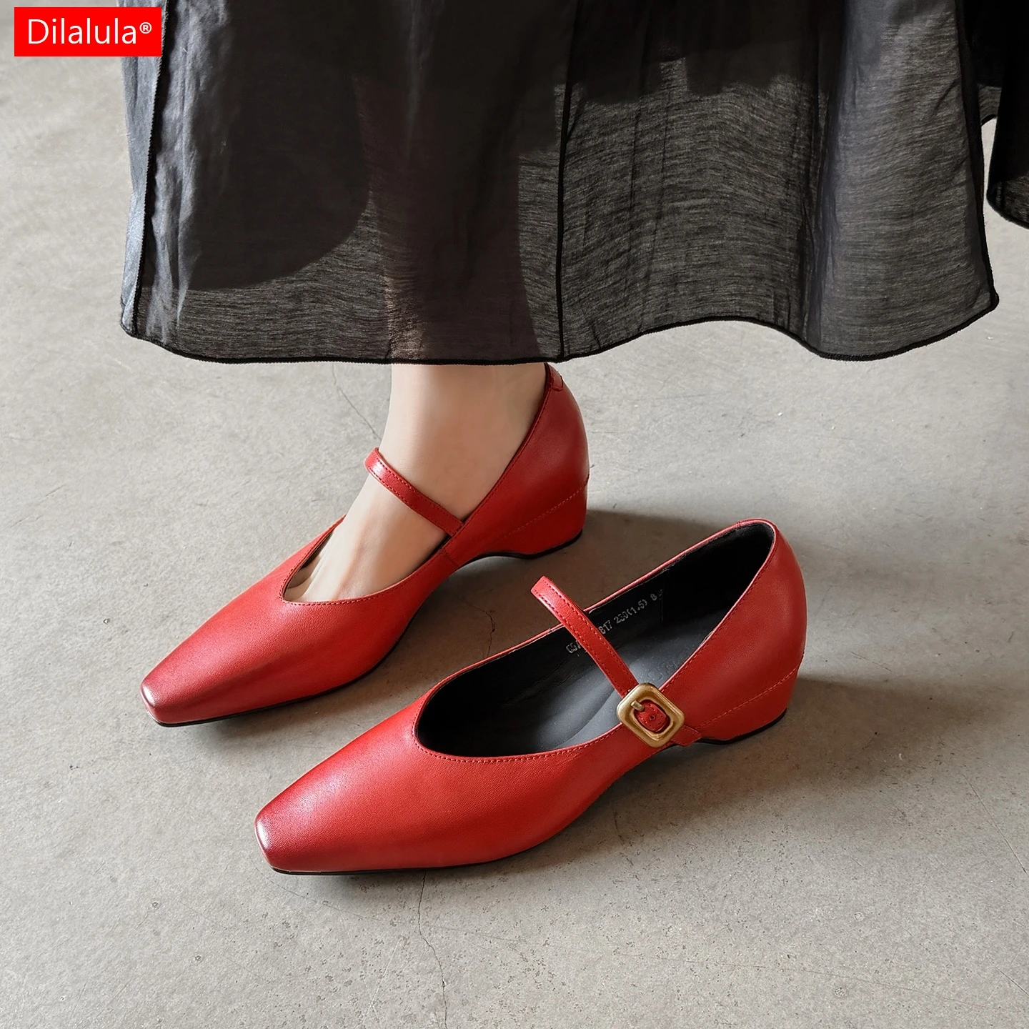 Dilalula/2026, качественная женская обувь Мэри Джейн из коровьей кожи, женские офисные туфли на среднем каблуке с пряжкой, туфли-лодочки для вечеринок и свиданий
Dilalula/2026, качественная женская обувь Мэри Джейн из коровьей кожи, женские офисные туфли на среднем каблуке с пряжкой, туфли-лодочки для вечеринок и свиданий