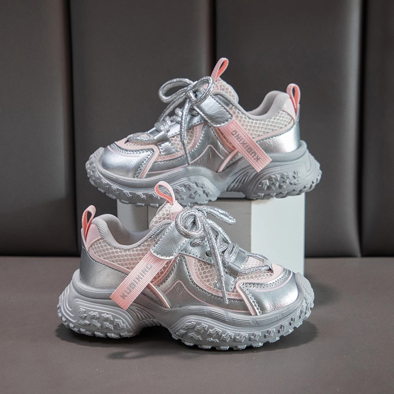 A pair of girls' four-season mesh sport shoes, soft and wear-resistant dad shoes, sizes 26-37,JY-23582
A pair of girls' four-season mesh sport shoes, soft and wear-resistant dad shoes, sizes 26-37,JY-23582