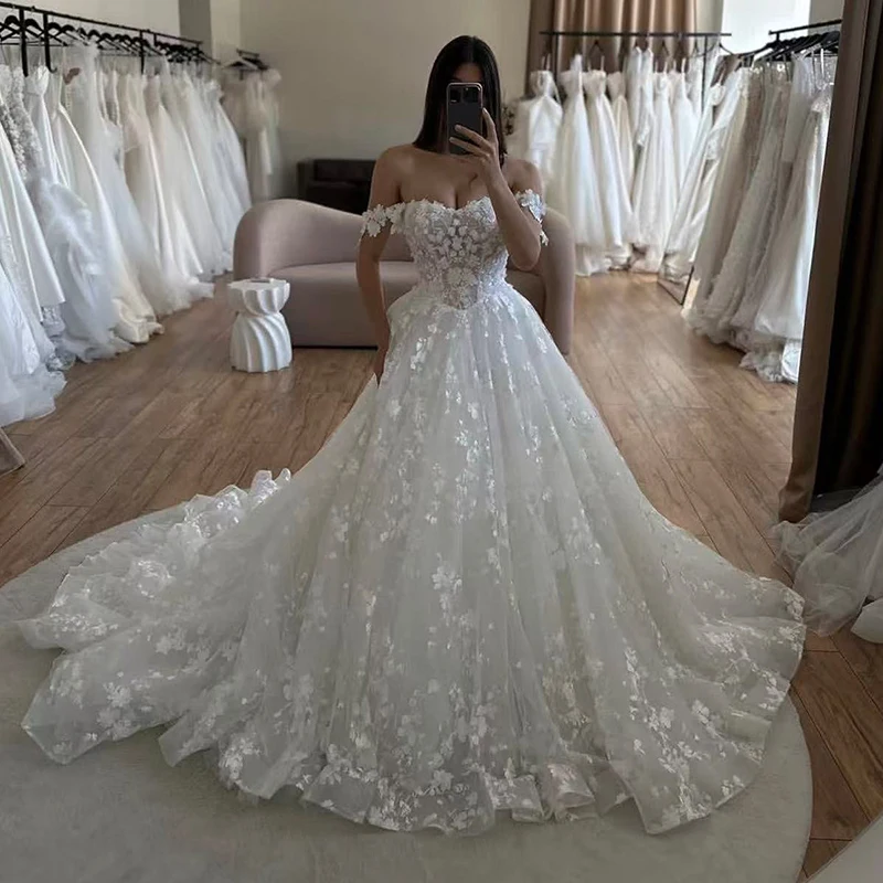 Exquisite Wedding Dress Organza With Embroidery A-Line Ball Gown Sleeveless Boat Neck Customized Bride Dress Vestido De Novia
Exquisite Wedding Dress Organza With Embroidery A-Line Ball Gown Sleeveless Boat Neck Customized Bride Dress Vestido De Novia