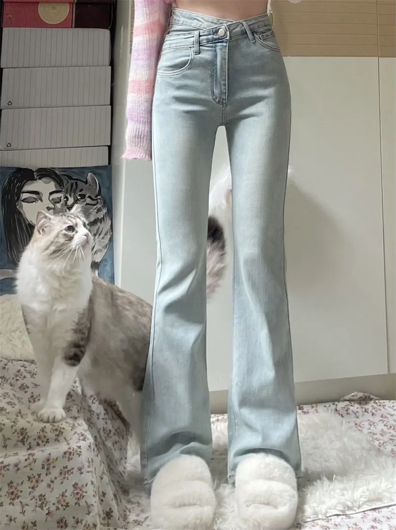 Irregular Light Blue Autumn Women's Jeans Fashion Office Lady High Waist Slim Tight Hip Zipper Simple Female Flare Pants Z156
Irregular Light Blue Autumn Women's Jeans Fashion Office Lady High Waist Slim Tight Hip Zipper Simple Female Flare Pants Z156