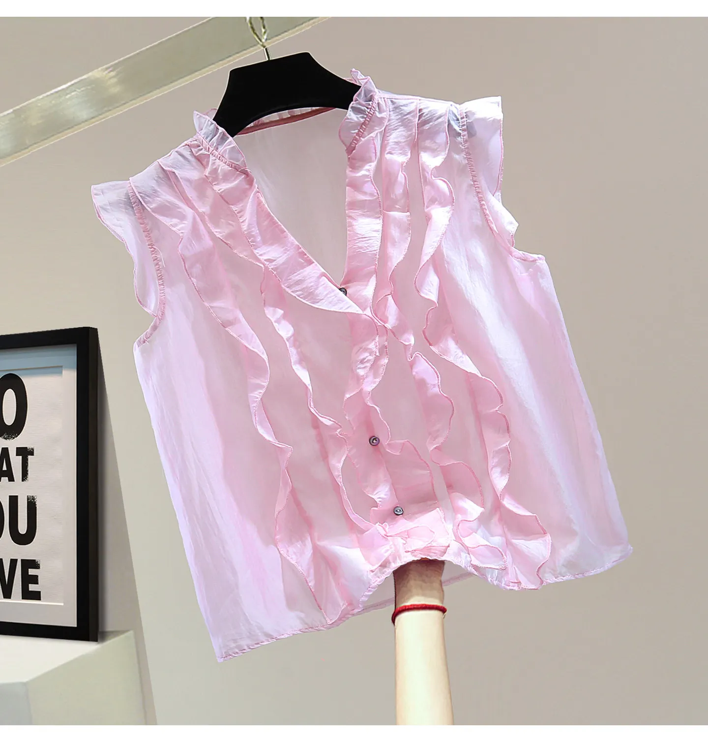 Полосатая блузка без рукавов с рюшами - Летняя свободная универсальная шифоновая блузка с V-образным вырезом, однотонная, женская, 2026
Полосатая блузка без рукавов с рюшами - Летняя свободная универсальная шифоновая блузка с V-образным вырезом, однотонная, женская, 2026