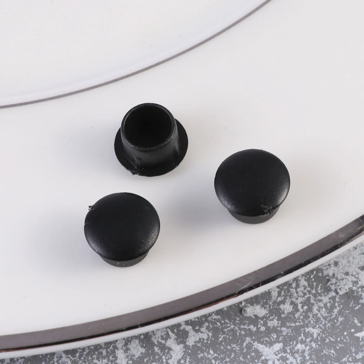 50 pcs 10Mm Screw Covers For Hinges Plastic Decorative Caps Hide Screws No Tool Needed Cabinet Door Window Furniture Hardware
50 pcs 10Mm Screw Covers For Hinges Plastic Decorative Caps Hide Screws No Tool Needed Cabinet Door Window Furniture Hardware