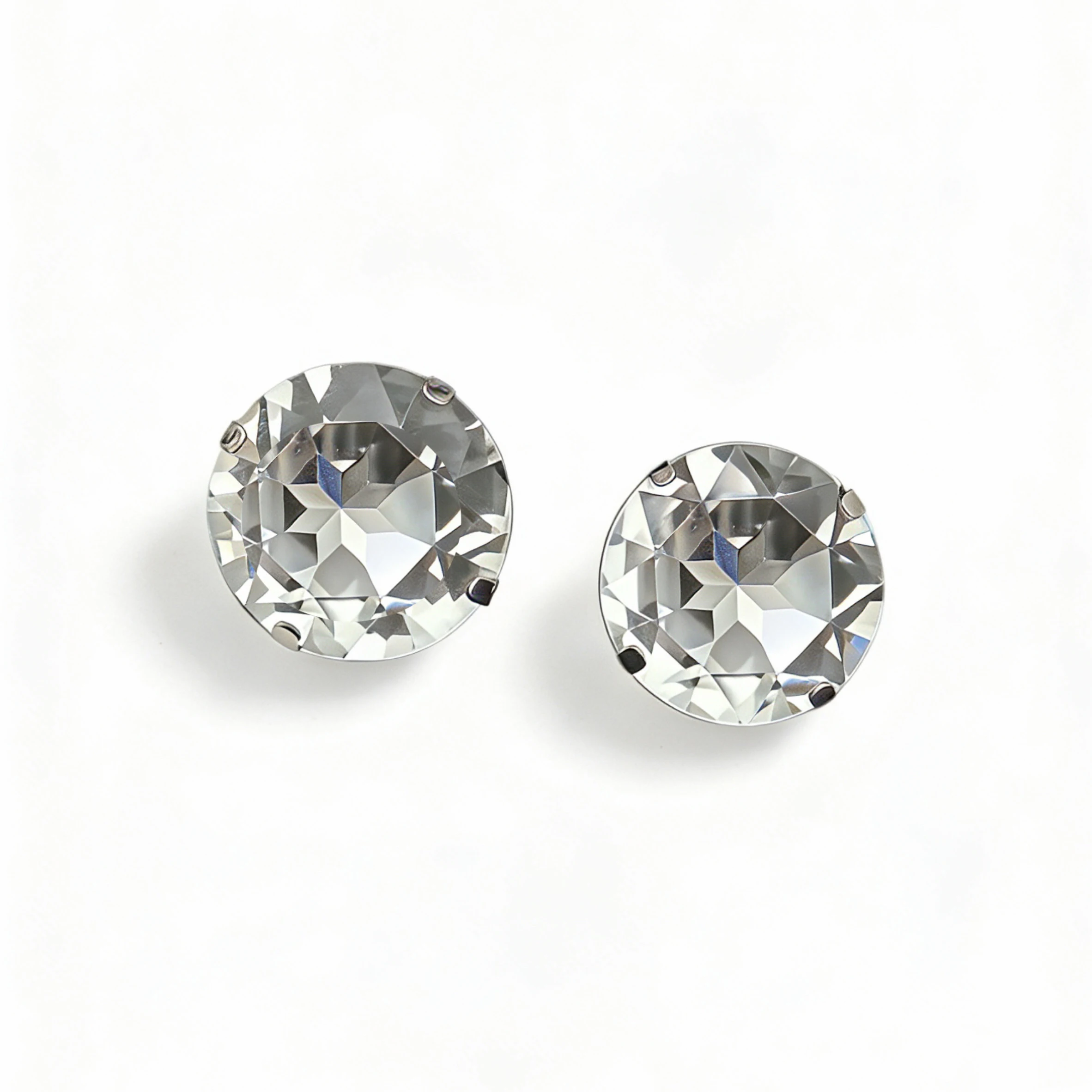 Fashion Brand Round Crystal Earrings Ear Clip Woman Europe America Designer Jewelry Trend
Fashion Brand Round Crystal Earrings Ear Clip Woman Europe America Designer Jewelry Trend