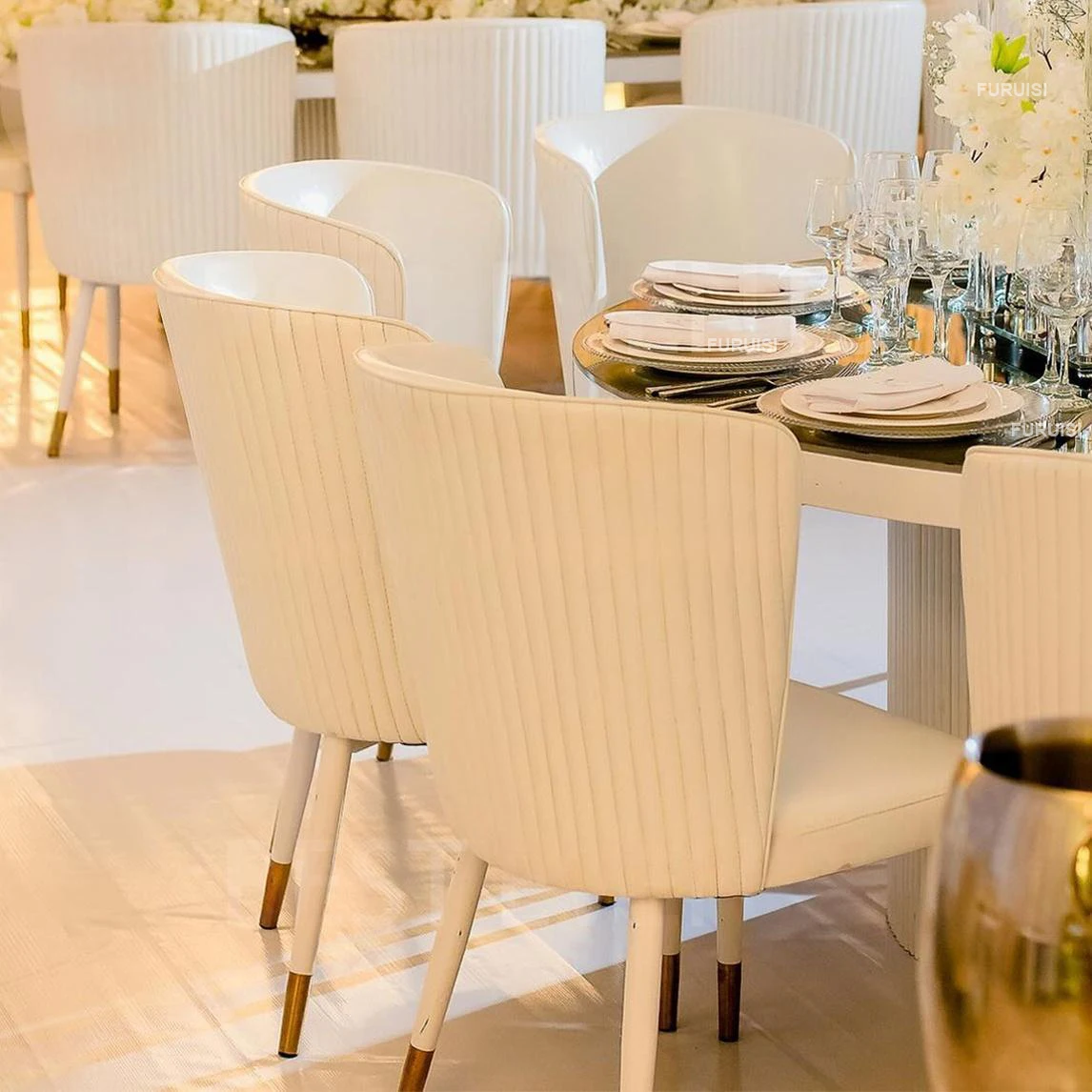 *Luxury Event Wedding Chair White Color Shell Shaped Hotel Hall Wedding Event Chairs
*Luxury Event Wedding Chair White Color Shell Shaped Hotel Hall Wedding Event Chairs