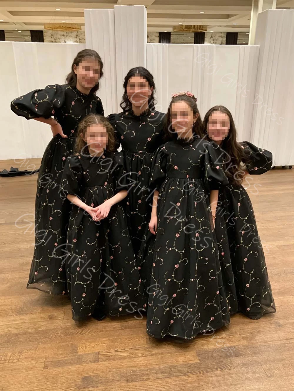 Платье для девочек с вышивкой и кружевом, с цветочным узором, с завышенной талией, с рукавами-баллонами, для первого причастия, длинное, в пол, для свадебной вечеринки, на заказ
Платье для девочек с вышивкой и кружевом, с цветочным узором, с завышенной талией, с рукавами-баллонами, для первого причастия, длинное, в пол, для свадебной вечеринки, на заказ