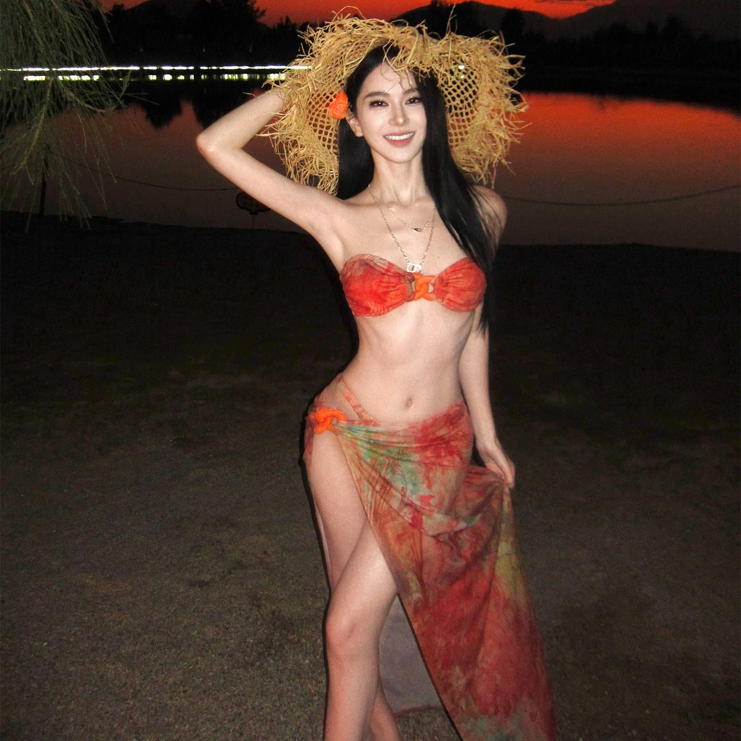 2026 New Women's Sexy Retro Print Bikini Three-Piece Set Vacation Long Dress Cover-Up Beautiful Polyester Nylon Spandex
2026 New Women's Sexy Retro Print Bikini Three-Piece Set Vacation Long Dress Cover-Up Beautiful Polyester Nylon Spandex