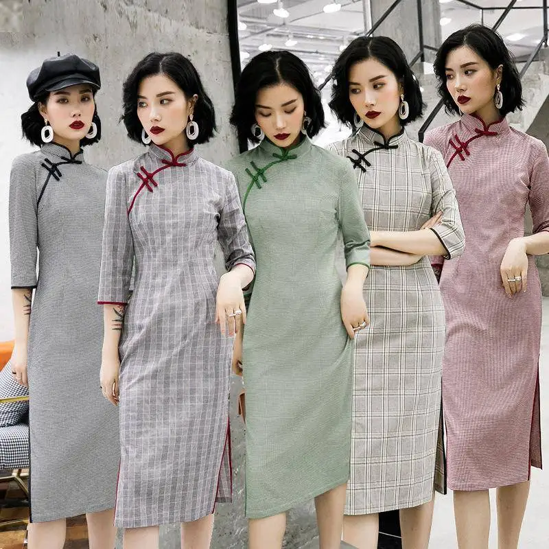 Artistic Retro Plaid Midi Dress Spring for Young Girls Traditional Chinese Costume Polyester Fiber 100%
Artistic Retro Plaid Midi Dress Spring for Young Girls Traditional Chinese Costume Polyester Fiber 100%