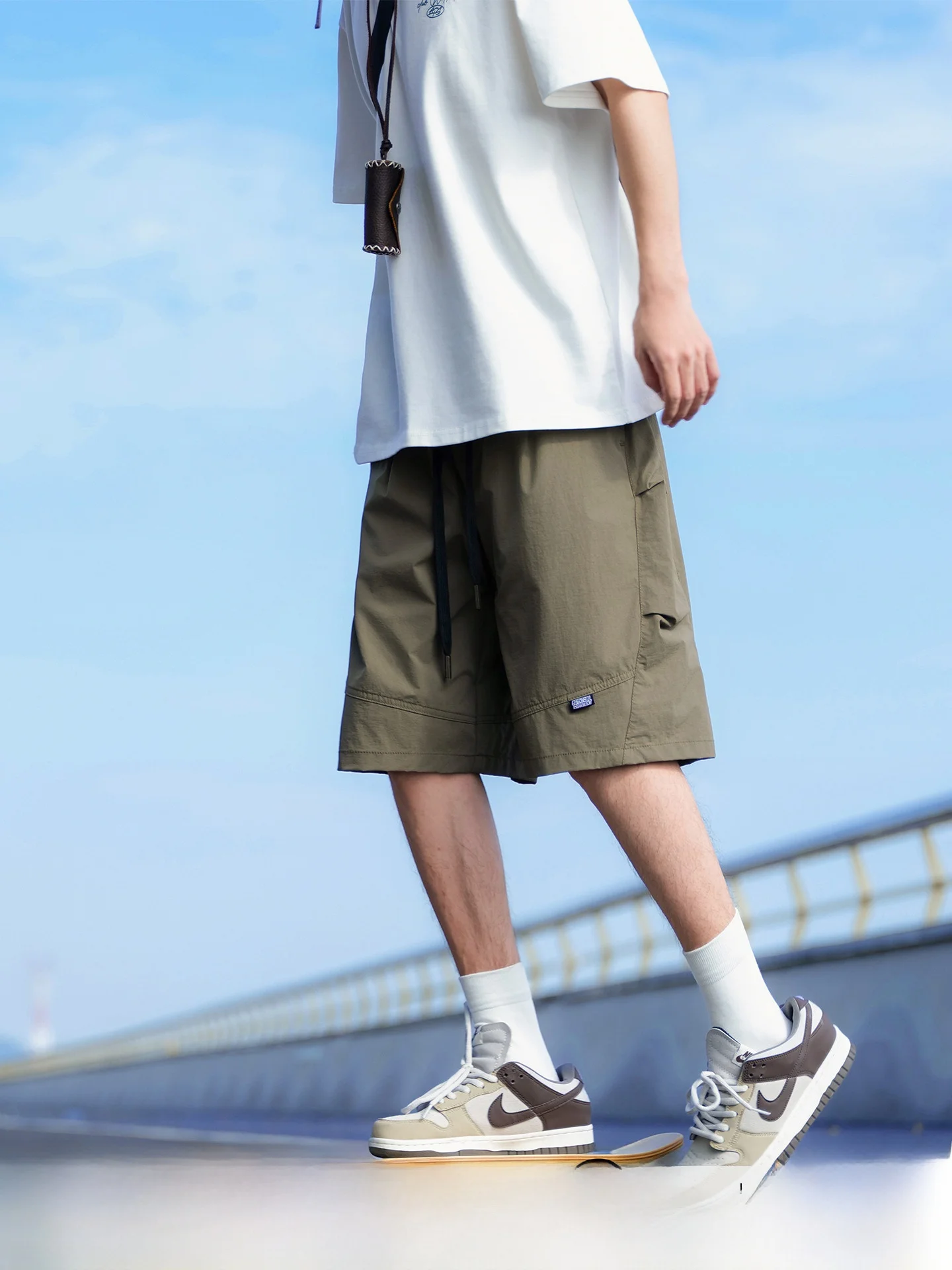 Spor мужские ор Брюки Летние Тонкие Прямые брюки пять четвертей Спецодежда Повседневные брюки Нейлоновая ткань Молодежная энергия Сле
Spor мужские ор Брюки Летние Тонкие Прямые брюки пять четвертей Спецодежда Повседневные брюки Нейлоновая ткань Молодежная энергия Сле