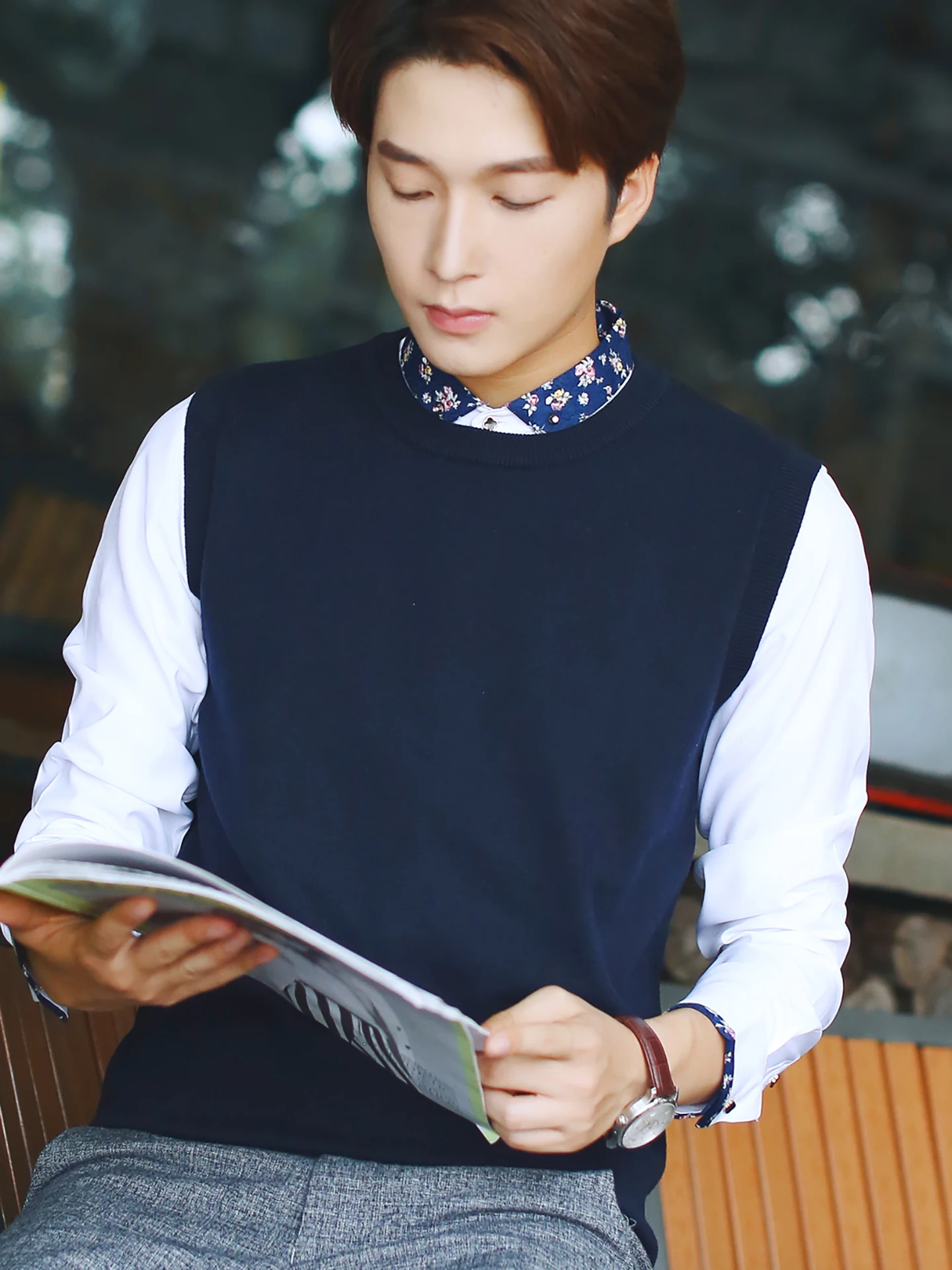 Men's round Ne Knitted Vest Thin Cotton Svel Bla Sweater Moccasin Autumn Winter Faion Casual Wear Moisture ng
Men's round Ne Knitted Vest Thin Cotton Svel Bla Sweater Moccasin Autumn Winter Faion Casual Wear Moisture ng