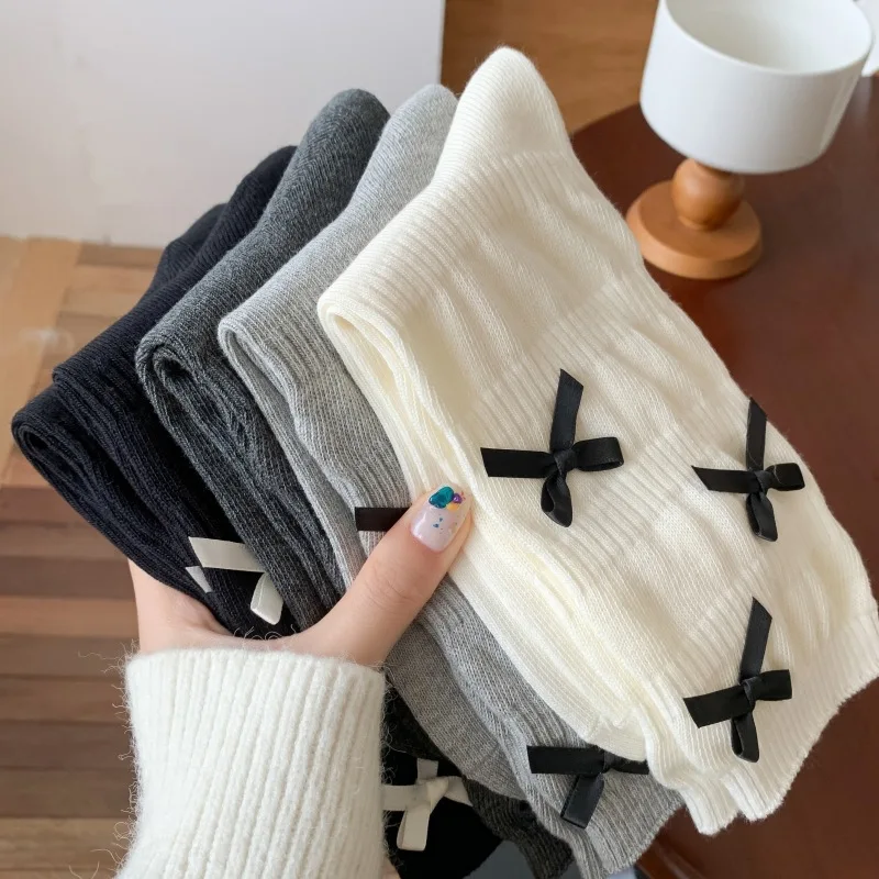 5 Pairs Ladies' Socks Set Korean Simple For Girl Lolita JK Cute Versatile Mid Tube Socks Kawaii Bow Sweet High Quality Socks
5 Pairs Ladies' Socks Set Korean Simple For Girl Lolita JK Cute Versatile Mid Tube Socks Kawaii Bow Sweet High Quality Socks