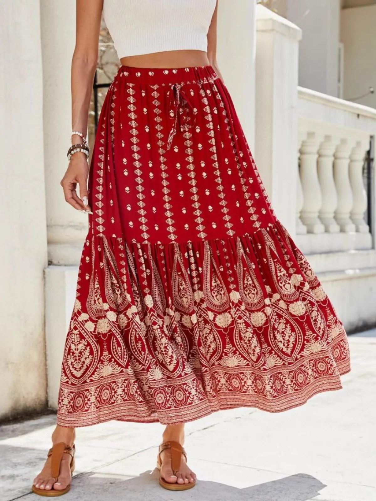 Bohemian Retro Print Cloud Ethnic Holiday Style Long Skirt Cotton Silk Beach Sand Beach Skirt A-Line High Waist Long Dress
Bohemian Retro Print Cloud Ethnic Holiday Style Long Skirt Cotton Silk Beach Sand Beach Skirt A-Line High Waist Long Dress