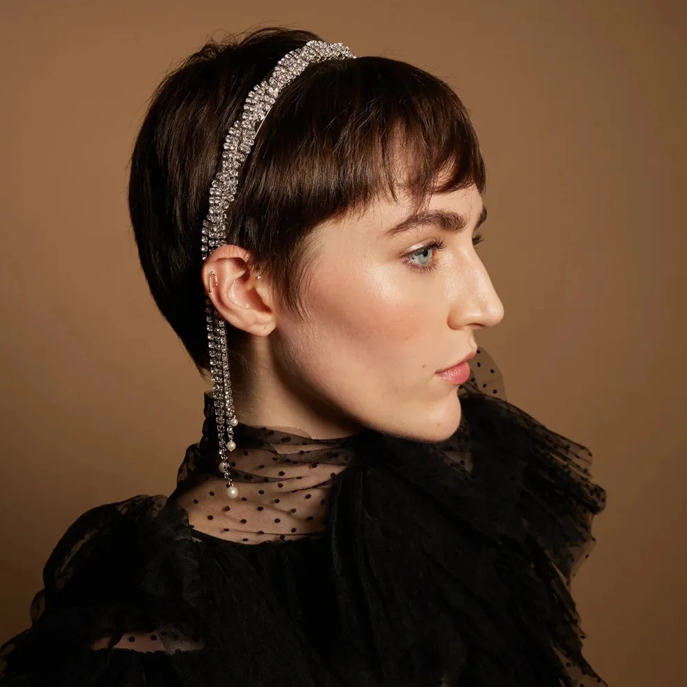 French Fringed Headband Design Sense Rhinestone Headdress Bridal Retro Accessories Female Headband
French Fringed Headband Design Sense Rhinestone Headdress Bridal Retro Accessories Female Headband