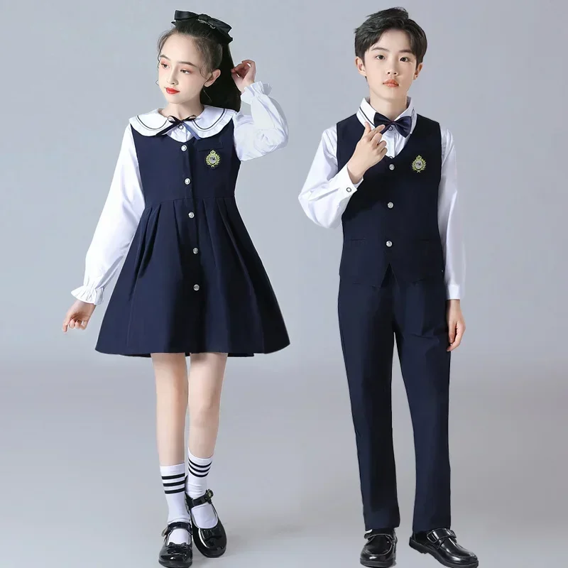 Children's choir performance attire Kindergarten class attire Primary school recitation performance attire Male and female
Children's choir performance attire Kindergarten class attire Primary school recitation performance attire Male and female