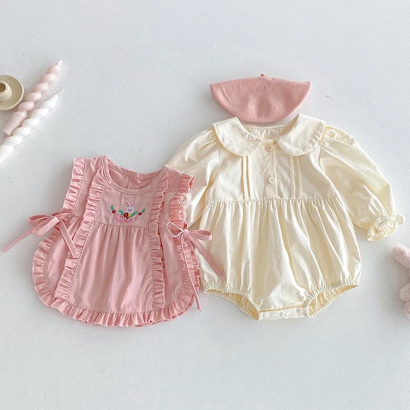 2025 New Autumn Korean Style Climbing Suit Long Sleeved Cotton Embroidery Infant Baby Girls Jumpsuit+Vest 0-24M Baby Clothing
2025 New Autumn Korean Style Climbing Suit Long Sleeved Cotton Embroidery Infant Baby Girls Jumpsuit+Vest 0-24M Baby Clothing